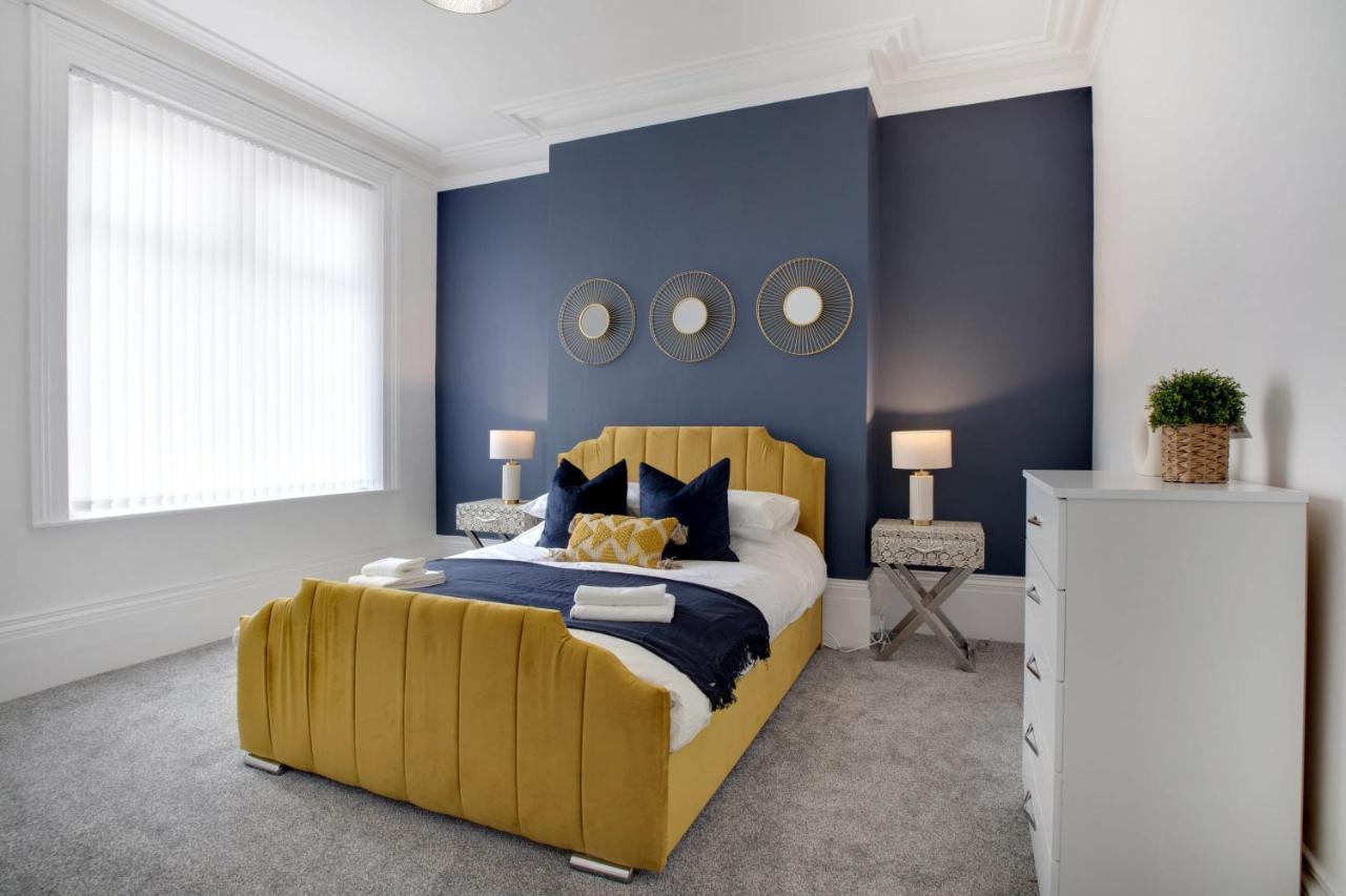Stunning 4-Bedroom, 2 Bathrooms In Sunderland Sunderland  Zewnętrze zdjęcie